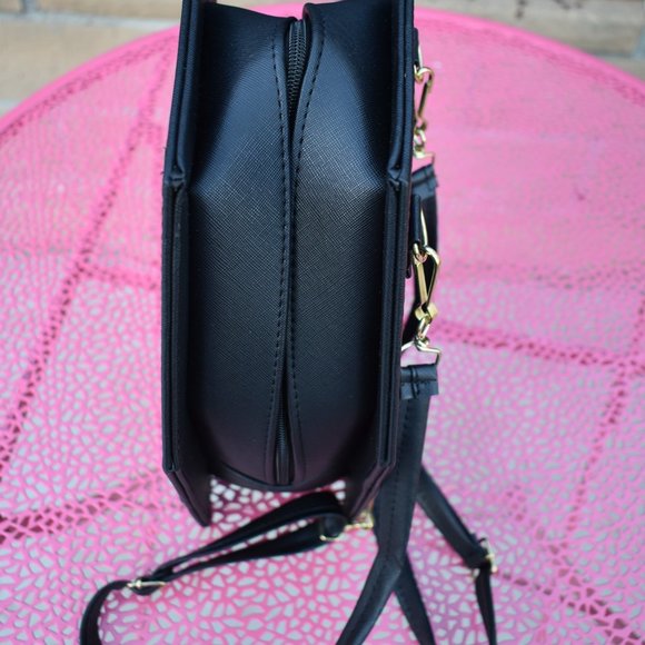 new Corpse Bride Emily LARGE 3D HOLOGRAPHIC Leather Large Coffin BAG Backpack - Picture 6 of 13